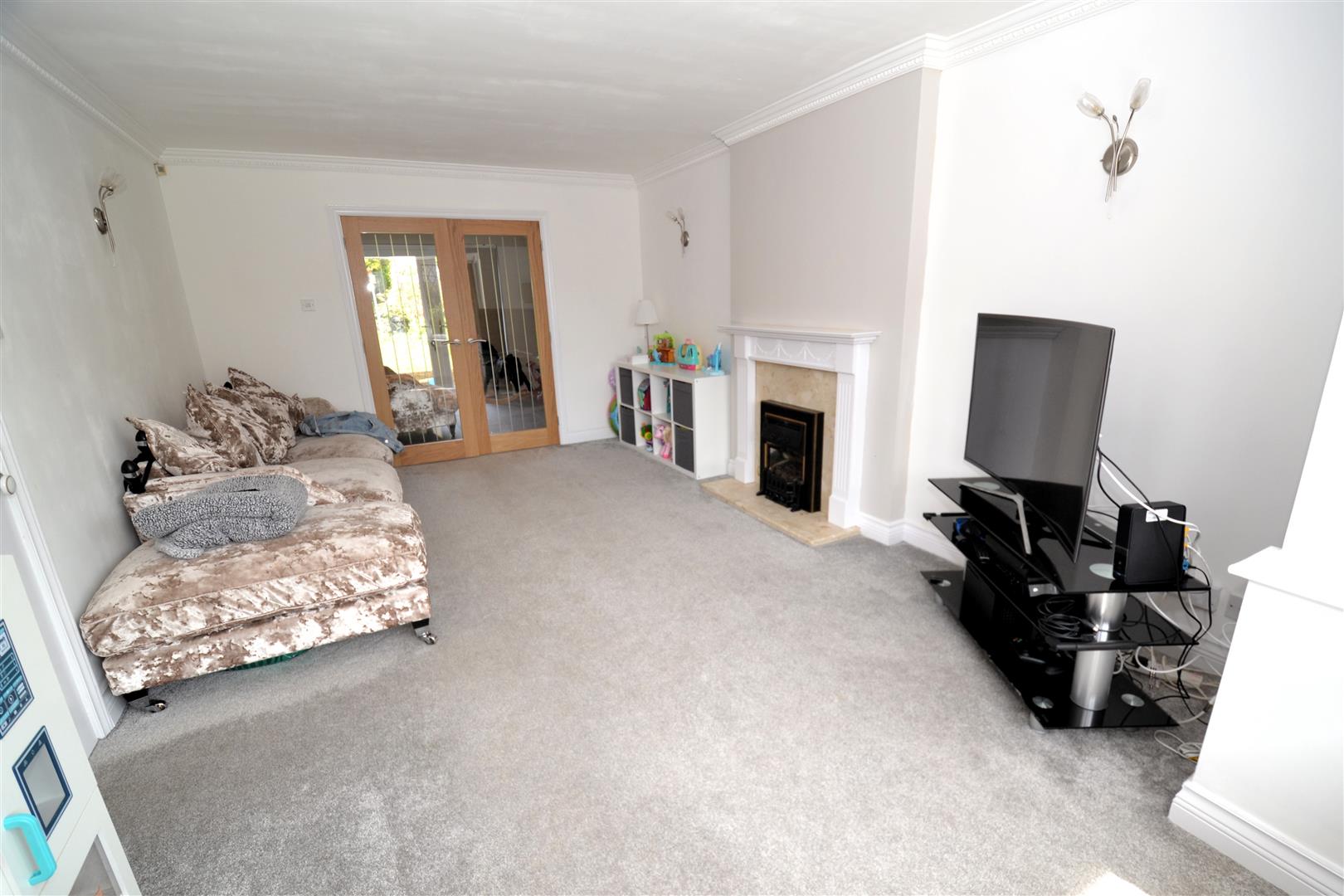 Micklethwaite Drive, Queensbury Sugdens Estate Agent